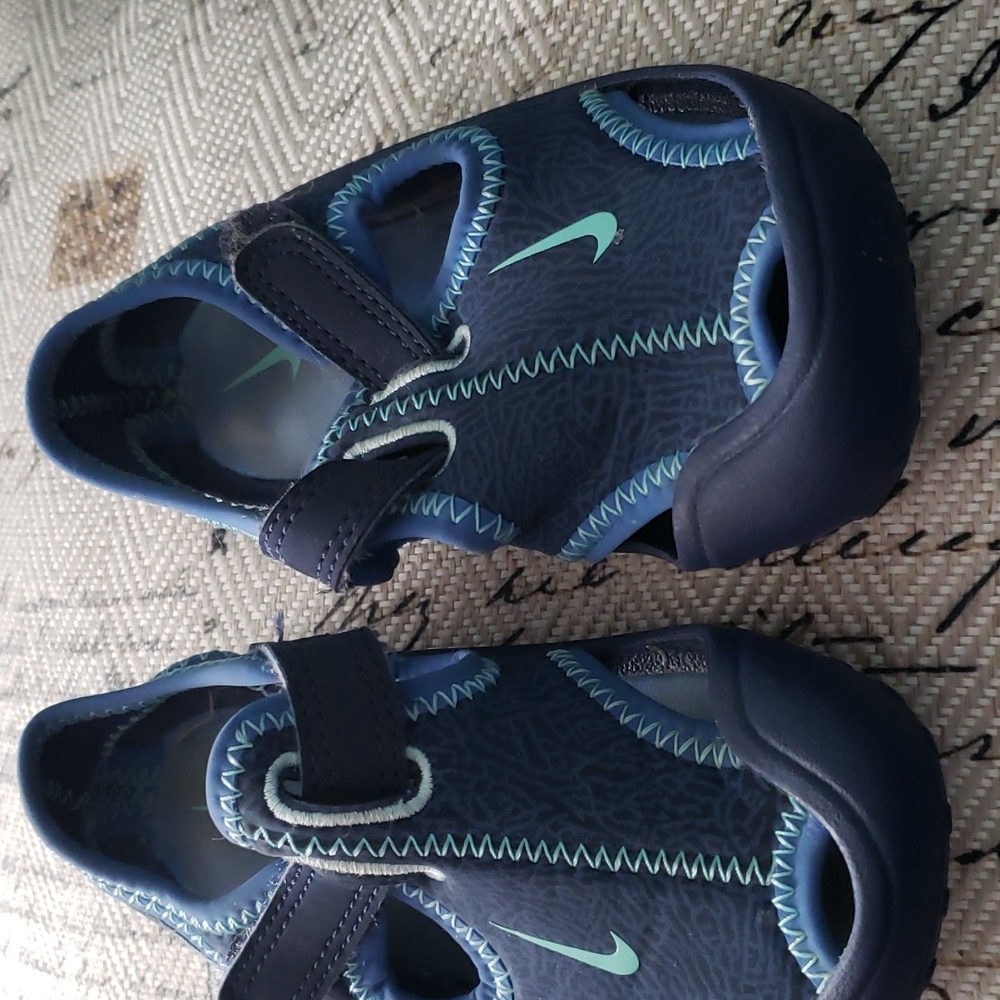 Nike sandals